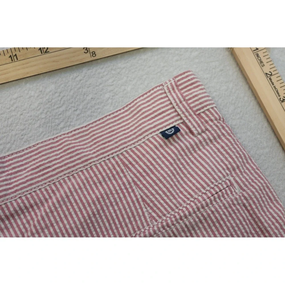 Chaps Shorts Mens 34 Red White Striped Seersucker Cotton Casual Excellent